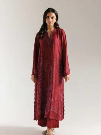 EMBROIDERED SUIT