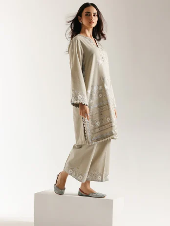 EMBROIDERED SUIT