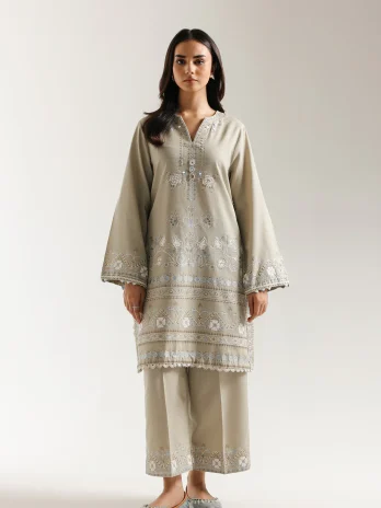EMBROIDERED SUIT